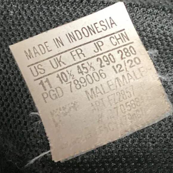 Adidas Boost Shoes PGD 789006 Mens 11 - Picture 13 of 16